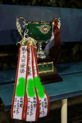優勝カップ