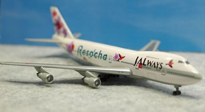B747-200リゾッチャ右前_R