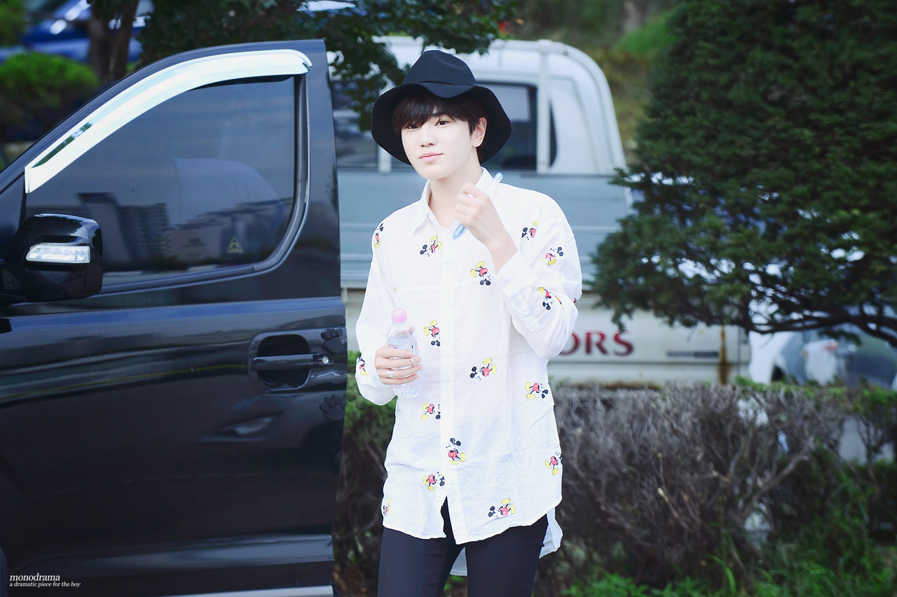 tumblr_nc9b843CRV1sdt84zo1_1280.jpg