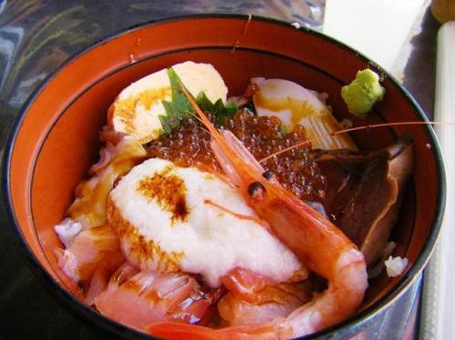海鮮丼
