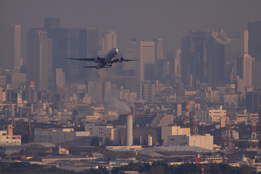 JAL B777-289 / JAL128