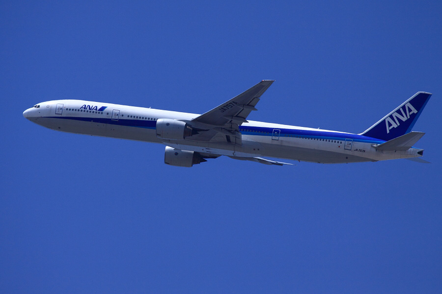 ANA B777-381 / ANA105