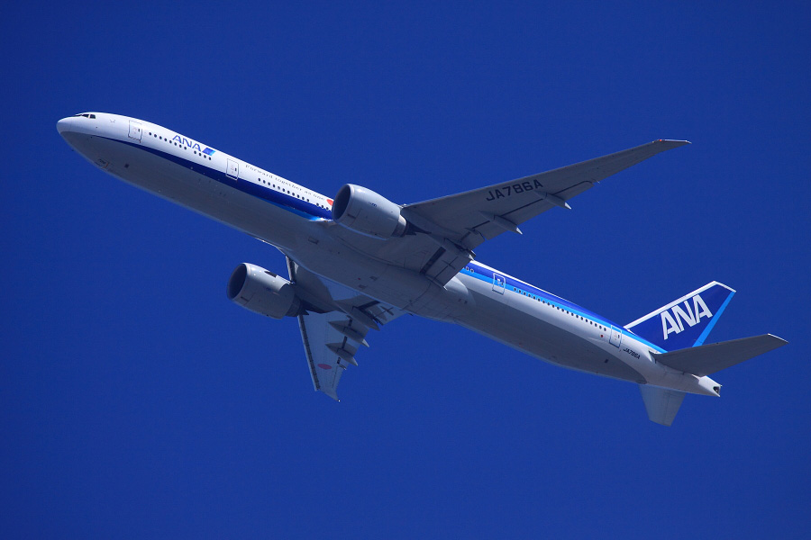 ANA B777-381ER / ANA2176