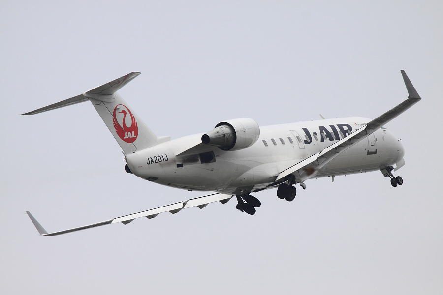 J-AIR CRJ-200ER / JAL2153