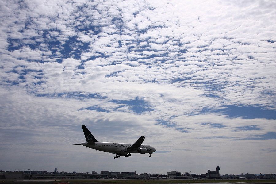 ANA B777-281 / ANA15