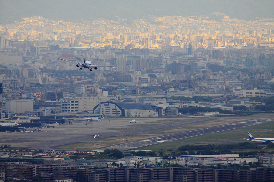 ANA B777-281ER / ANA33 (JA743A)