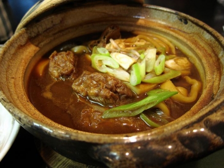 一八本店 味噌煮込み アップ