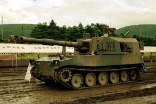 75式自走155mmりゅう弾砲