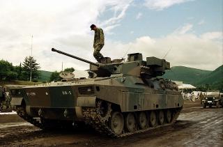 89式装甲戦闘車