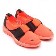nike-wmns-lunar-rift-racer-3.jpg