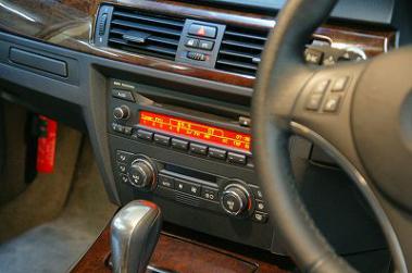 E90純正デッキ