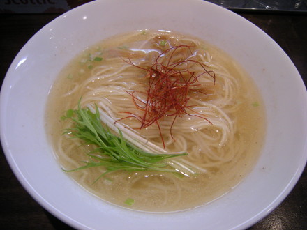 鯛塩ヘルシーらぁ麺(830円)