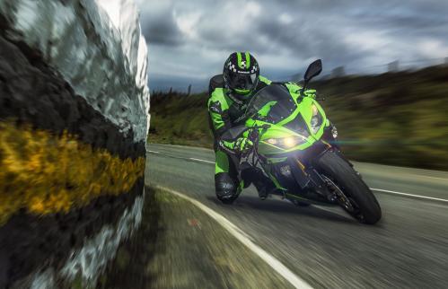 2013-kawasaki-ninja-zx-6r-636-lime.jpg