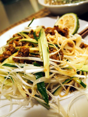 炸醤麺