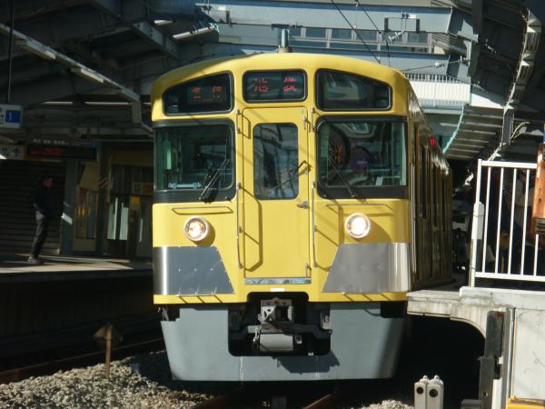 2013-12-22 西武2085F 各停池袋行き
