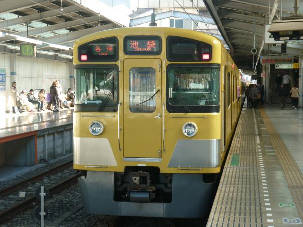 2013-12-22 西武2097F 各停池袋行き2