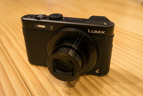 LUMIX DMC-GX1 & G X VARIO PZ 14-42mm/F3.5-5.6 ASPH./POWER O.I.S.H-PS14042