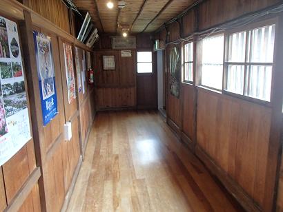 P71414491.jpg