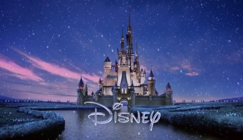 ディズニーのモーションロゴがだいぶ遊んでます