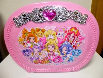 ドキドキプリキュアのクリスマスお菓子買ったよ ２段boxとキャラコンテナ 沖田総司と黒猫だんだら録