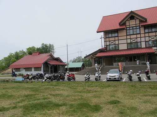 s-2013-6-0128.jpg