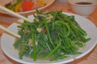 怡園渡假村2泊目夕食の龍鬚菜炒め