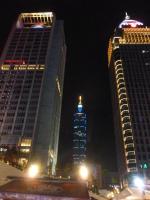台北101ライトアップ130622