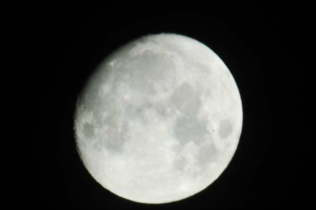 moon0001_5.JPG