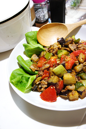 茄子と色野菜のオイスター炒め
