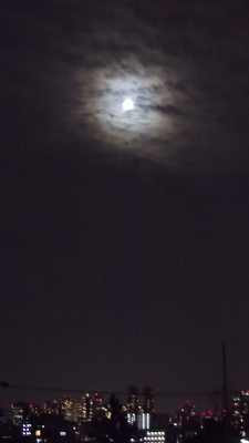2013-12-17-fullmoon02.jpg