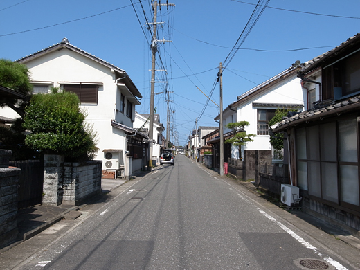 141001_1中津路地