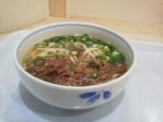 これがうわさ(?)の肉うどん
