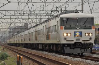 2011年10月18日 JR東日本東海道本線 辻堂~藤沢 185系C1+A8
