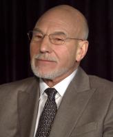 テッドパトリック・スチュワート