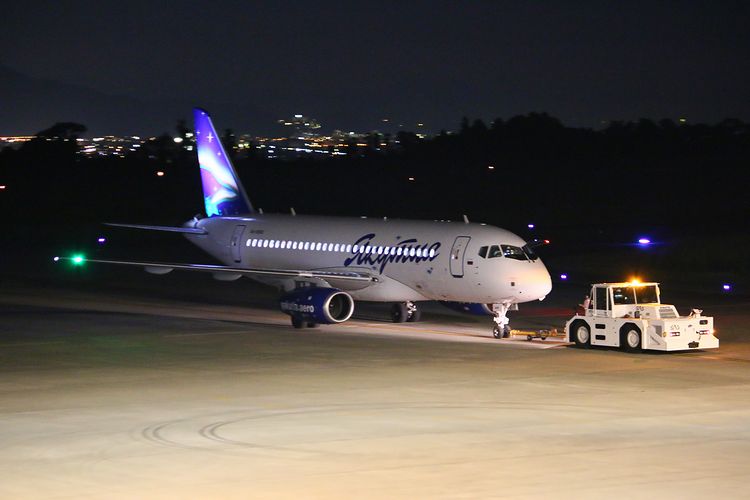 1409静岡空港② (175)FC2