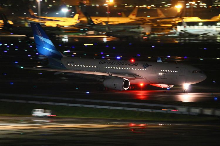 1409羽田空港③ (340)FC2