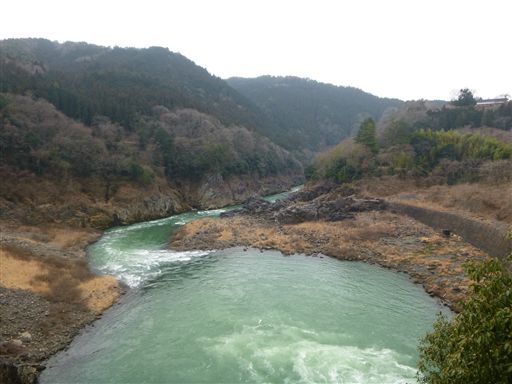 20133104_R.jpg