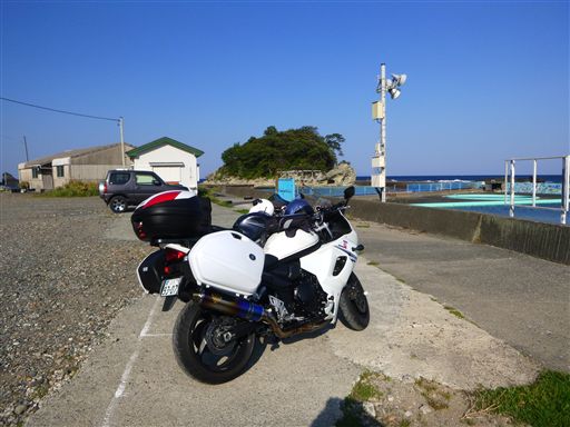 201342717_R.jpg