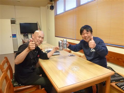 201342722_R.jpg