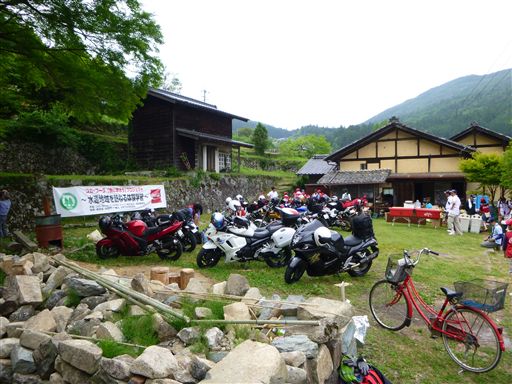 2013615_R.jpg