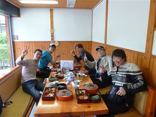 2013695_R.jpg