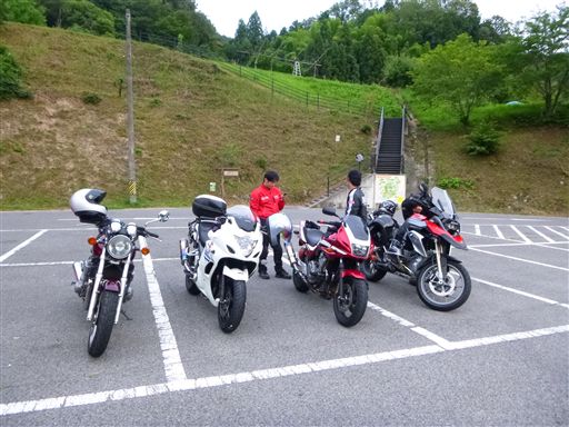 201371416_R.jpg