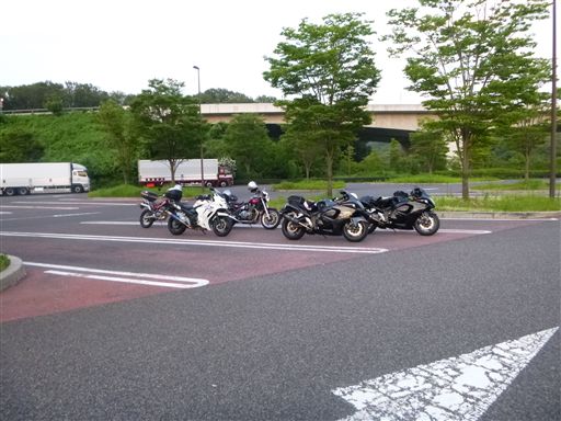 201372130_R.jpg