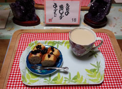 朝からケーキ!
