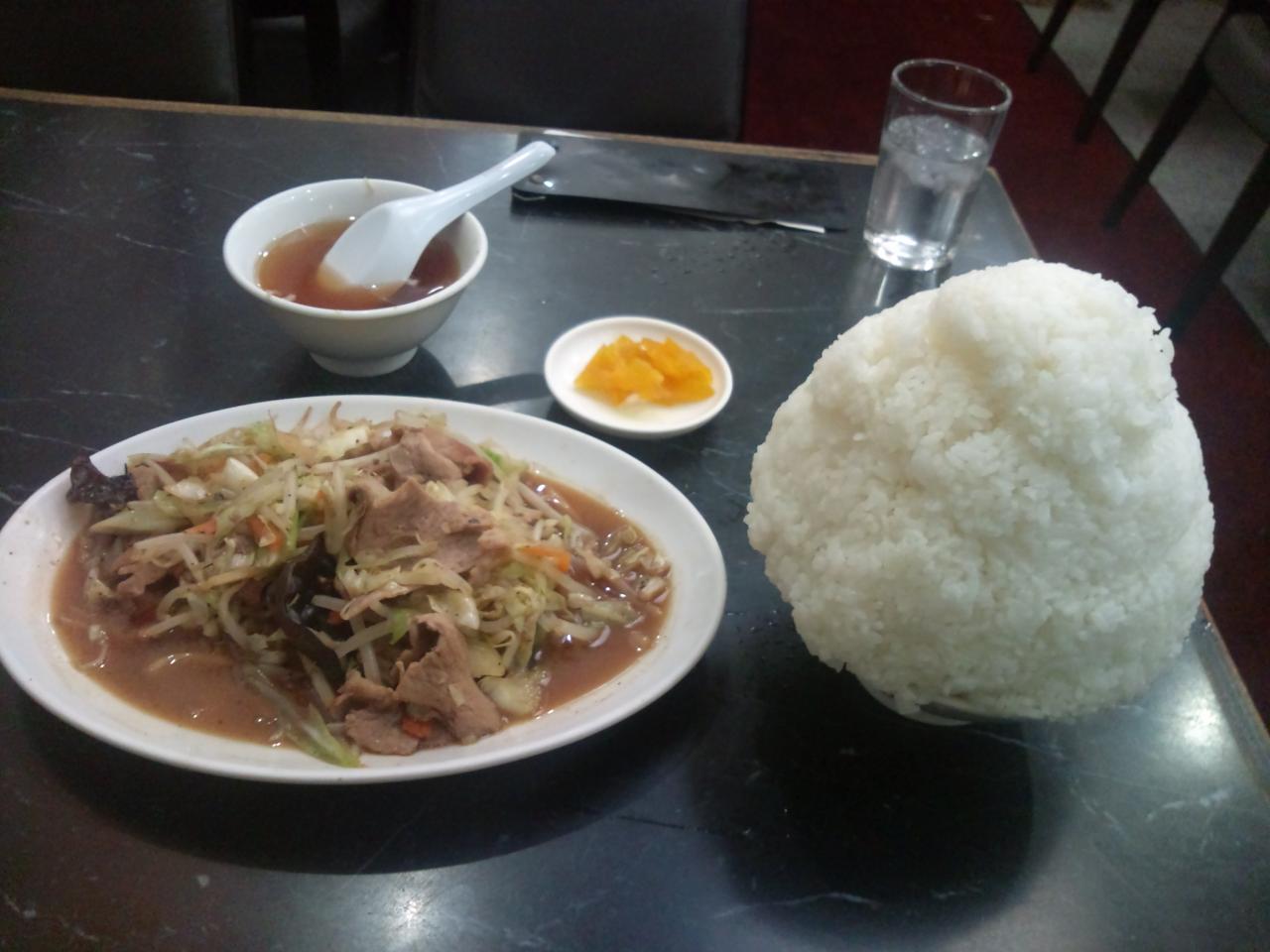登龍(肉野菜炒め定食の大盛り)