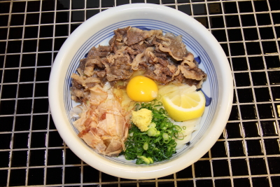 肉ぶっかけ(玉子入り)1