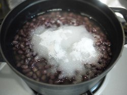 砂糖、塩、水