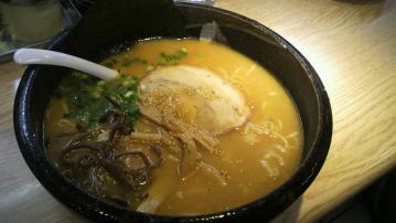 ホワイト餃子 味噌ラーメン