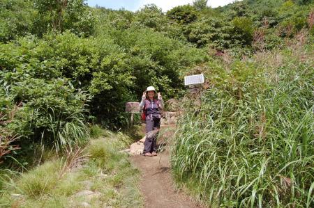 2酸ヶ湯登山口40
