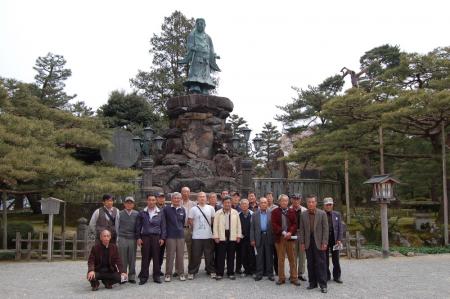 33兼六園・明治記念之碑